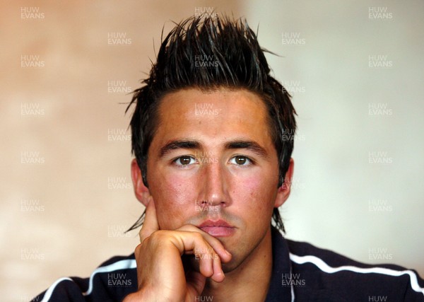 200105 - Picture shows Wales and Ospreys star Gavin Henson at St Helens Rugby Ground in Swansea