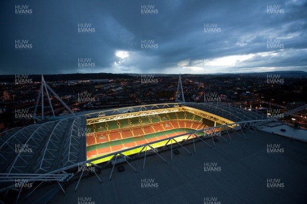 011112 - Millennium Stadium Roof and Floodlit pitch taken from the top of the BT Stadium Tower- 