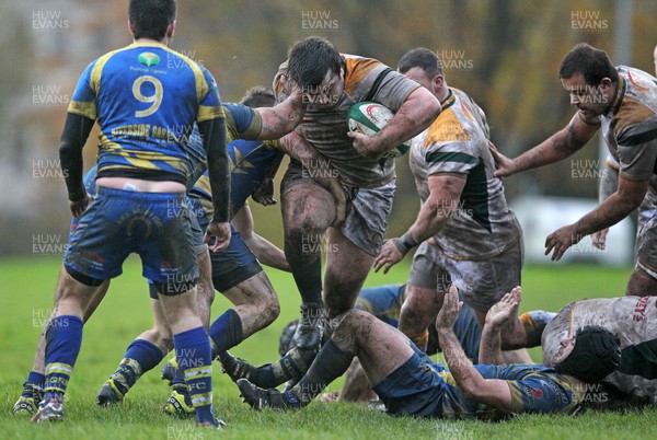 021113  - Gilfach Goch v Merthyr - SWALEC League 1 - Dan Preece breaks through the Merthyr Defence