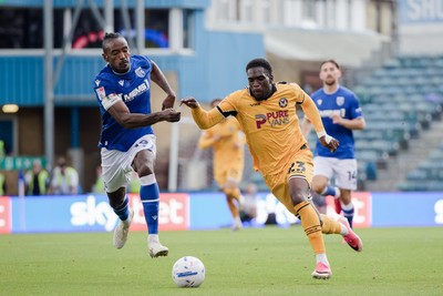 031026 - Gillingham v Newport County - Sky Bet League 2 - Omar Beckles of Gillingham and Michael Adu-Poku of Newport County in action