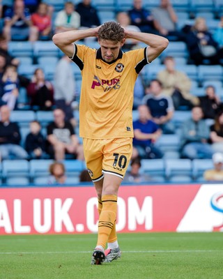 031026 - Gillingham v Newport County - Sky Bet League 2 - Harrison Biggins of Newport County
