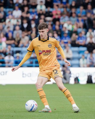 031026 - Gillingham v Newport County - Sky Bet League 2 - Joe Thomas of Newport County in action