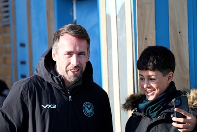 170126 - Gillingham v Newport County - Sky Bet League 2 - Christian Fuchs, Newport Manager
