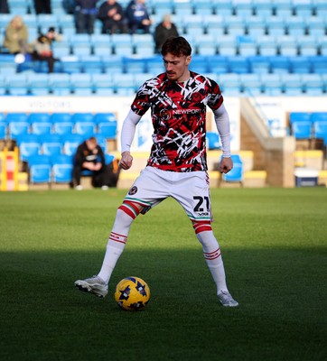 170126 - Gillingham v Newport County - Sky Bet League 2 - Michael Spellman of Newport County 