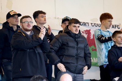 170126 - Gillingham v Newport County - Sky Bet League 2 - Newport fans 