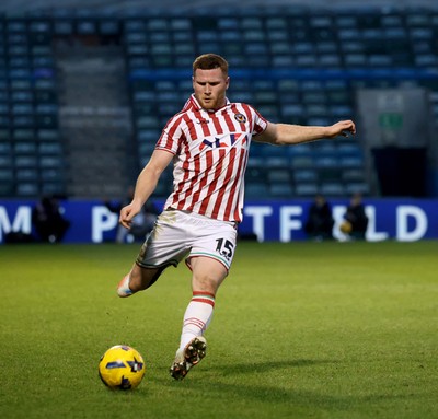 170126 - Gillingham v Newport County - Sky Bet League 2 - Lee Jenkins of Newport County 