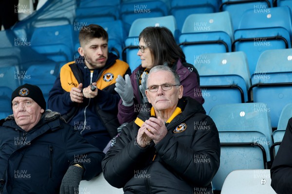 170126 - Gillingham v Newport County - Sky Bet League 2 - Newport fans