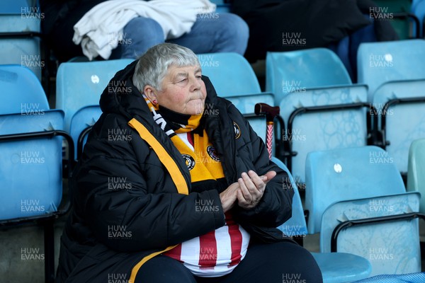 170126 - Gillingham v Newport County - Sky Bet League 2 - Newport fans 