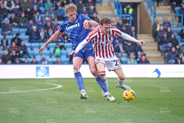 170126 - Gillingham v Newport County - Sky Bet League 2 - Michael Spellman of Newport County