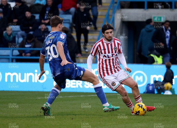 170126 - Gillingham v Newport County - Sky Bet League 2 - Anthony Driscoll-Glennon of Newport County 