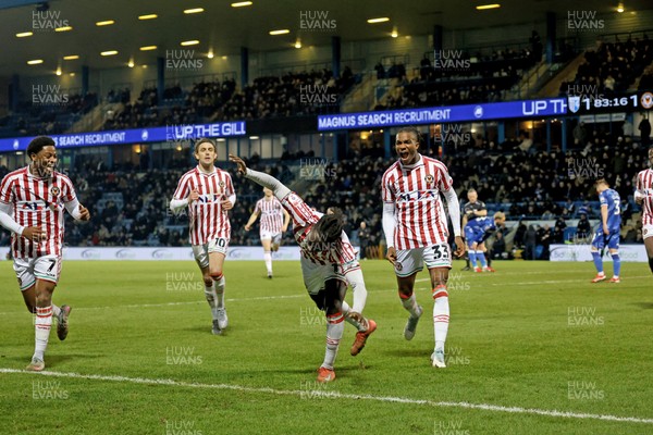 170126 - Gillingham v Newport County - Sky Bet League 2 - Cameron Antwi of Newport County celebrates scoring their second goal 