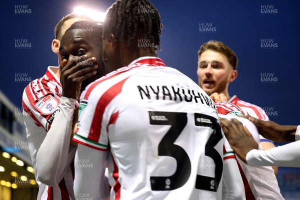 170126 - Gillingham v Newport County - Sky Bet League 2 - Cameron Antwi of Newport County celebrates scoring their second goal 