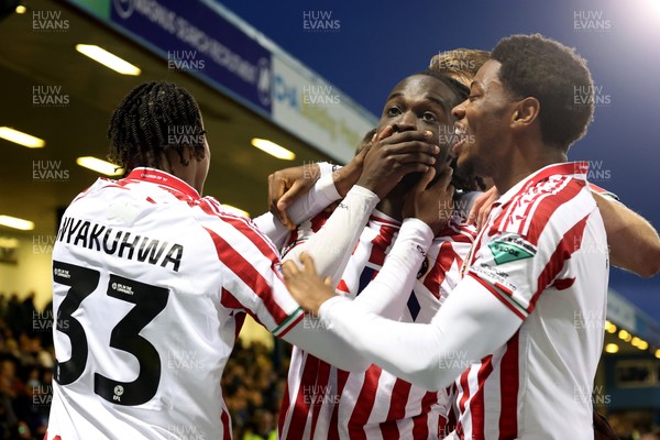 170126 - Gillingham v Newport County - Sky Bet League 2 - Cameron Antwi of Newport County celebrates scoring their second goal 
