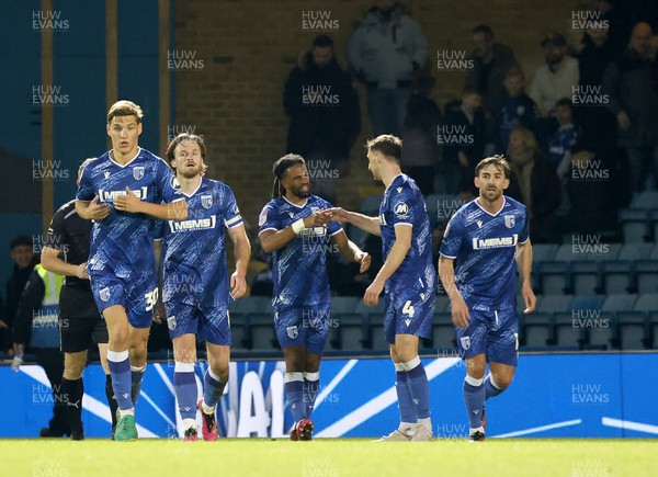 170126 - Gillingham v Newport County - Sky Bet League 2 - Gillingham celebrate the winner