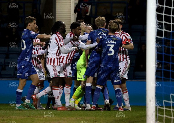170126 - Gillingham v Newport County - Sky Bet League 2 - Scuffles at the end of the game 