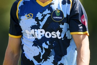 140525 - Glamorgan 2nd XI v Cardiff UCCE - T20 Blast Friendly - The new Glamorgan Blast Kit