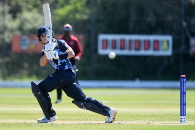 140525 - Glamorgan 2nd XI v Cardiff UCCE - T20 Blast Friendly - Callum Nicholls of Glamorgan batting