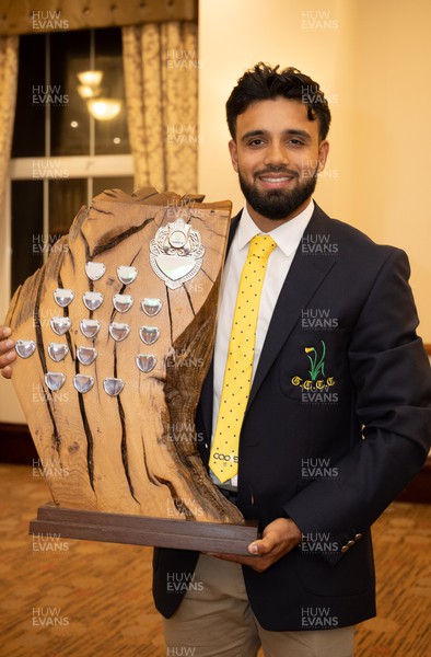 041023 - Glamorgan Cricket Club and St Helen’s Balconiers Combined Annual Awards Dinner, Towers Hotel, Swansea - Zain ul Hassan with the Glamorgan Young Player of the Year award 