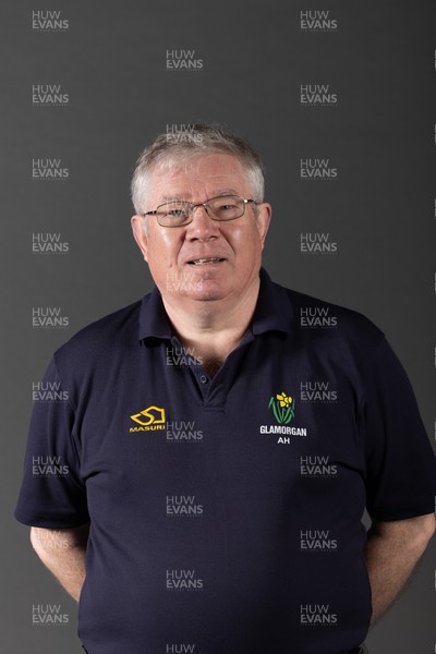 190324 - Glamorgan CCC Squad and Management Portraits - Andrew Hignell