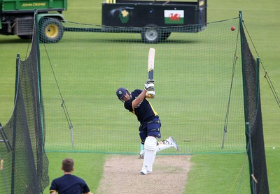130720 - Glamorgan County Cricket Club return to group training at Sophia Gardens, Cardiff - Chris Cooke
