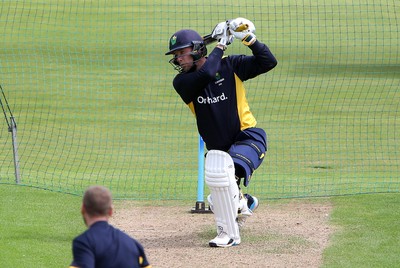 130720 - Glamorgan County Cricket Club return to group training at Sophia Gardens, Cardiff - Graham Wagg