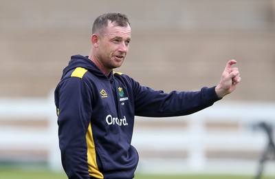 130720 - Glamorgan County Cricket Club return to group training at Sophia Gardens, Cardiff - Graham Wagg