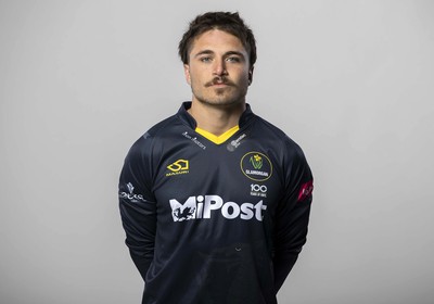 280321 - Glamorgan Cricket Squad Headshots - T20 - Kiran Carlson