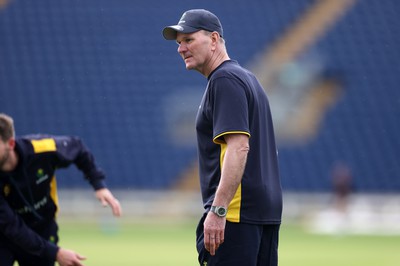 020424 - Glamorgan Cricket Training - Head Coach Grant Bradburn