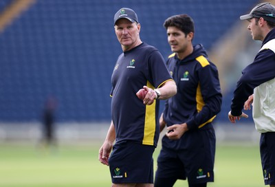 020424 - Glamorgan Cricket Training - Head Coach Grant Bradburn