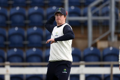 020424 - Glamorgan Cricket Training - Sam Northeast of Glamorgan