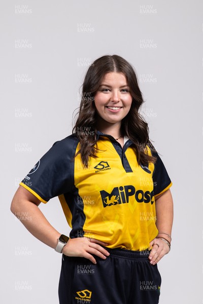 130325 - Glamorgan Women Cricket Squad Headshots - One Day Cup - Sara Phillips