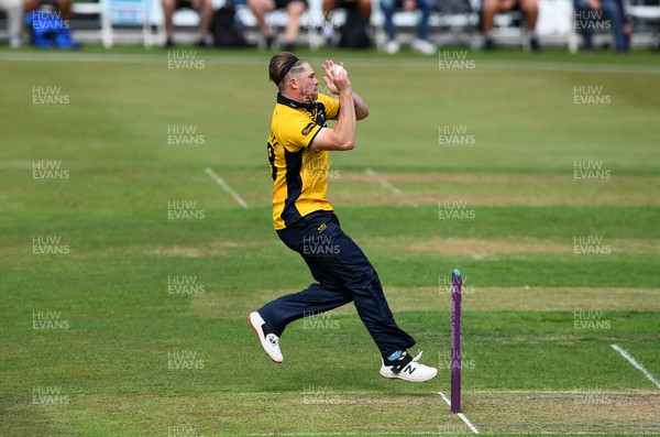 190822 - Glamorgan v Hampshire - Royal London Cup - Dan Douthwaite of Glamorgan bowls