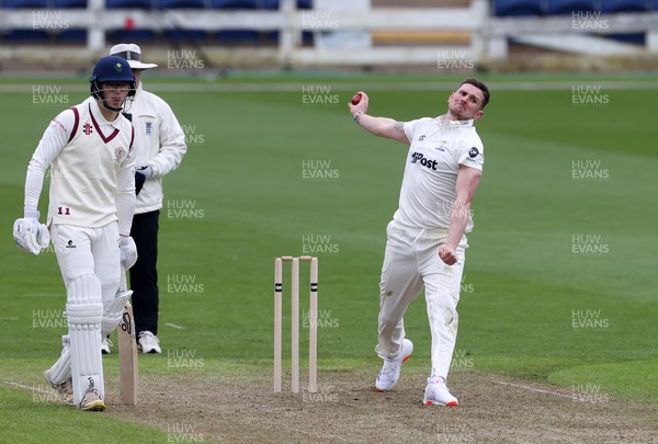 310324 - Glamorgan Cricket v Cardiff UCCE - Pre Season Friendly - Harry Podmore of Glamorgan bowling