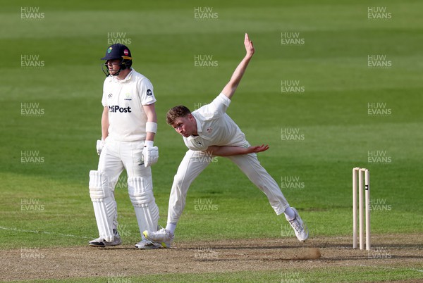 310324 - Glamorgan Cricket v Cardiff UCCE - Pre Season Friendly - Ben Morris of Cardiff bowling