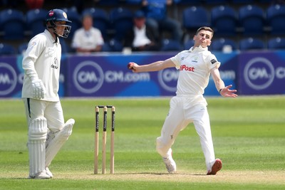 040525 - Glamorgan v Derbyshire - Rothesay County Championship - Andy Gorvin of Glamorgan bowling