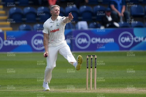 040525 - Glamorgan v Derbyshire - Rothesay County Championship - Timm Van Der Gugten of Glamorgan bowling