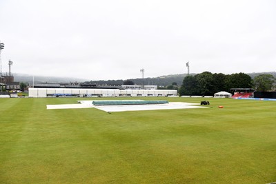 Glamorgan v Derbyshire 070825