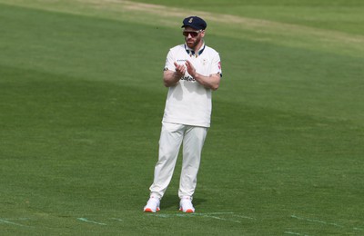 120424 - Glamorgan v Derbyshire - Vitality County Championship, Division Two - David Lloyd of Derbyshire