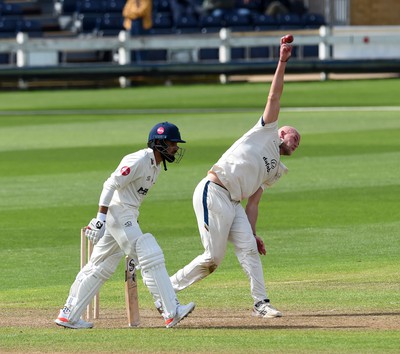 120424 - Glamorgan v Derbyshire - Vitality County Championship, Division 2 - Zak Chappell of Derbyshire