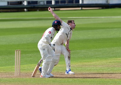 120424 - Glamorgan v Derbyshire - Vitality County Championship, Division 2 - Blair Tickner of Derbyshire bowling