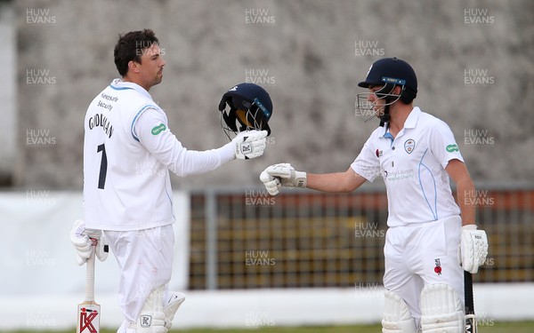130619 - Glamorgan v Derbyshire - Specsavers County Championship Division Two - Billy Godleman celebrates his century with Tom Lace