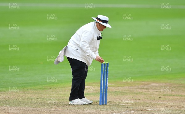 280923 - Glamorgan v Derbyshire - LV County Championship Division 2 - Umpire Sue Redfern