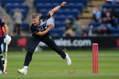 060625 - Glamorgan v Essex - T20 Vitality Blast - Timm Van Der Gugten of Glamorgan bowling