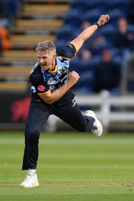 060625 - Glamorgan v Essex - T20 Vitality Blast - Timm Van Der Gugten of Glamorgan bowling