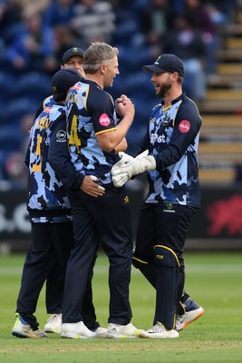 060625 - Glamorgan v Essex - T20 Vitality Blast - Timm Van Der Gugten of Glamorgan bowls the ball to dismiss Matt Critchley of Essex