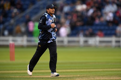 060625 - Glamorgan v Essex - T20 Vitality Blast - Kiran Carlson of Glamorgan catches the ball to dismiss Shane Snater of Essex