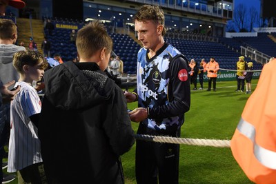 060625 - Glamorgan v Essex - T20 Vitality Blast - Tom Bevan of Glamorgan with fans at full time