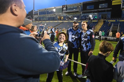 060625 - Glamorgan v Essex - T20 Vitality Blast - Jamie Mcilroy and Ben Kellaway of Glamorgan with fans at full time