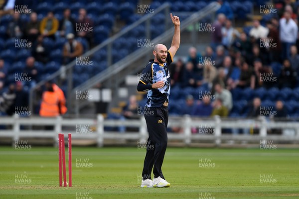 060625 - Glamorgan v Essex - T20 Vitality Blast - Jamie Mcilroy of Glamorgan bowling