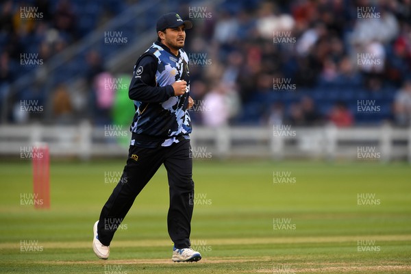 060625 - Glamorgan v Essex - T20 Vitality Blast - Kiran Carlson of Glamorgan catches the ball to dismiss Shane Snater of Essex